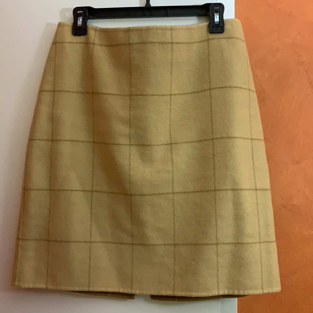 DKNY skirt size 10